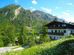 Haus Kitzsteinhorn 8 by Alpen Apartments, Kaprun, Österreich